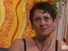 Plantureuse, Mignonne, Gode, Insertion, Mature, Seins naturels, Nénés, Jouets
