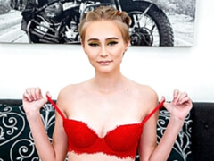 Amateur, Gros cul, Doigter, Seins naturels, Maigrichonne, Solo, Adolescente, Nénés