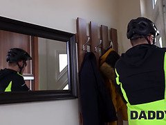 Mooi, Bruinharig, Bedriegen, Daddy, Hd, Hongaars, Kut duiken, Geschoren