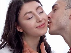 フェラチオ, 茶髪の, 口内発射, Hd, なめる, 叫ぶ, 剃毛, オッパイの