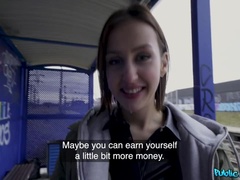 素人, バック, アウトドア, ハメ撮り, 公共, ロシア人, 長身, ヒモパン