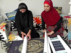 Grote kont, Grote lul, Grote mammen, Pijpbeurt, Hondjeshouding, Moeder die ik wil neuken, Geld