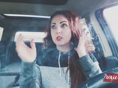 Auto, Frau, Orgasmus, Öffentlich, Muschi, Abendanzug, Solo, Weibliche ejakulation