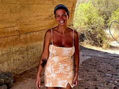 Tetas grandes, Mamada, Semen en la boca, Penetracion con dedos, Pajear, Madres para coger, Pov, Tetas