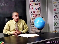 Studentin, Hochschule, Spermaladung, Hd, Schreiend, Jungendliche (18+), Titten, Uniform