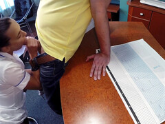 Amateur, Mamada, Médico, Penetracion con dedos, Jeans, Oficina, Bragas, Medias largas