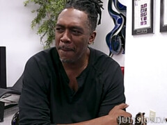 Grosser arsch, Blondine, Blasen, Aufs gesicht abspritzen, Lecken, Muschi, Spanisch, Ablutschen