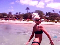 Culo, Playa, Mamada, Pies, Penetracion con dedos, Aceite, Pov, Coño