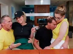 Cul, Gros cul, Blonde, En levrette, Branlette thaïlandaise, Léchez, Mère que j'aimerais baiser, Chatte