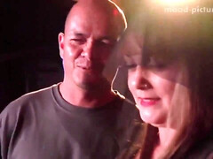 アジア人, デカ尻, ブロンド, 茶髪の, レズビアン, 公共, スパンキング, オッパイの