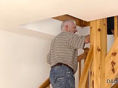 18 jaar, Gevangen, Europees, Vrouw, Masturbatie, Zoon, Tiener, Tieten likken