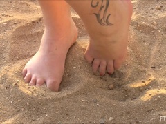 Nahaufnahme, Klaffend, Öffentlich, Solo, Unter dem rock