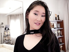 Asiatisch, Grosser schwanz, Blasen, Braunhaarige, Hundestellung, Dürr, Jungendliche (18+), Titten