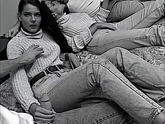 Chica, Verga grande, Mamada, Morena, Grupo, Peludo, Sexo duro, Madres para coger