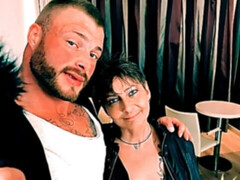 Grosser arsch, Blasen, Selbstgemacht, Lingerie, Piercing, Pov, Tätowierung, Hässlich