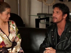 Aziatisch, Lieveling, Grote lul, Pijpbeurt, Bruinharig, Japaans, Masseren