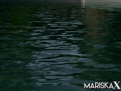 Grosse titten, Blasen, Hundestellung, Gesichtssitzen, Absätze, Im freien, Arsch lecken, Flotter dreier