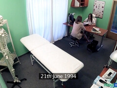 Любители, Лесбиянка, Лизание, Медсестра, Киски, Униформа, Подглядывание