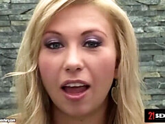 Anal, Audition, Blonde, Sucer une bite, Éjaculer dans la bouche, Faciale, Plan cul à trois, Nénés