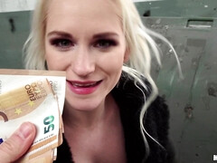 Italian Blonde Loves Public Sex 2 - Erik Everhard