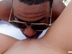 Американки, Азиатки, Большой член, Брюнетки, Ласковые ручки, Межрасовый секс, Латиноамериканки, Натуральные сиськи