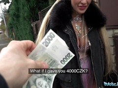 Amateur, Grosse bite, Plantureuse, En levrette, Hard, Public, Rasée, Tatouage