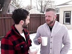 Sucer une bite, Brunette brune, Papa, Fétiche, Homosexuelle, Hard, Adolescente, Plan cul à trois