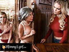 Culo grande, Hija, Penetracion con dedos, Hd, Lamidas, Madres para coger, Mamá, Coño