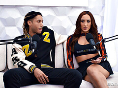 Gros cul, Gros seins, Sucer une bite, En levrette, Mère que j'aimerais baiser, Chatte, Jupe, Plan cul à trois