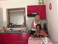 Kont, Mooi, Blond, Bruinharig, Moeder die ik wil neuken, Kut duiken, Stiefmoeder, Tiener