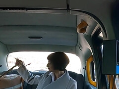 Coed in a sexy skirt is going to fuck in the backseat