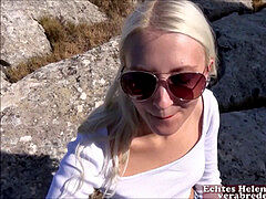 Sperma in mond, Duits, Buiten, Klein, Openbaar, Mager, Tiener, Tieten likken