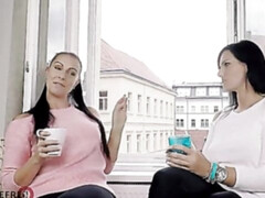 Culo grande, Mamada, Morena, Sexo duro, Lencería, Madres para coger, Bragas, Tatuaje