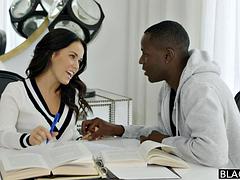 Lieveling, Grote lul, Zwart, Pijpbeurt, Bruinharig, Zwart, Sperma in gezicht, Interraciaal