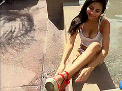 Amateur, Morena, Al aire libre, Coño, Solo, Adolescente