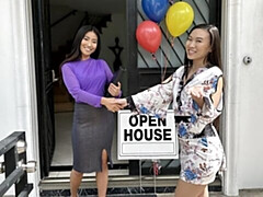 18 jaar, Grote kont, Grote lul, Pijpbeurt, Bruinharig, Natuurlijke tieten, Tiener, Tieten likken