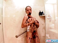 18 jahre, Leie, Braunhaarige, Frau, Fetisch, Dusche, Solo, Scherzbold