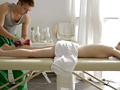 Grosser arsch, Grosser schwanz, Blondine, Blasen, Hundestellung, Massage, Jungendliche (18+), Titten