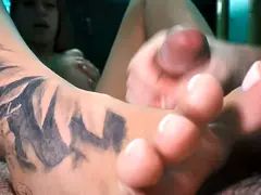 Любители, Большой клитор, Большие сиськи, Минет, Семяизвержение, Ноги, Фетиш, Домашнее видео