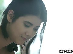 Sucer une bite, Brunette brune, Tir de sperme, Européenne, Hd, Embrassement, Seins naturels, Nénés