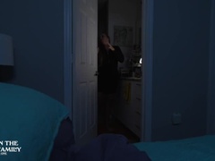 Семья, Домашнее видео, Белье, Милф, Мамочка, Наездница, Бритые, Сыновья