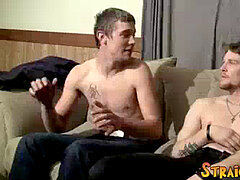 Tir de sperme, Homosexuelle, Masturbation, Solo, Tatouage