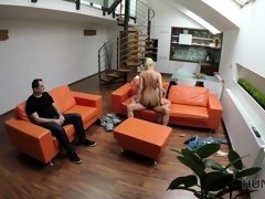Blond, Pijpbeurt, Man die toekijkt, Tsjechisch, Hondjeshouding, Hardcore, Hd, Tiener