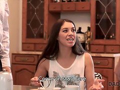 Amateur, Cul, Sucer une bite, Brunette brune, Voiture, Hd, Masturbation, Chatte