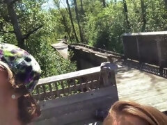 Grosser arsch, Grosser schwanz, Kehlenfick, Frau, Orgasmus, Im freien, Pov, Tanga