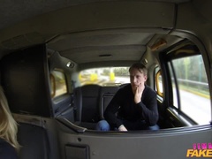 Auto, Sperma in gezicht, Vrouw, Vingeren, Handbeurt, Likken, Gezichtspunt, Slikken
