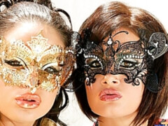 Amateur, Grosse bite, Sucer une bite, En levrette, 2 femmes 1 homme, Hard, Mère que j'aimerais baiser, Nénés