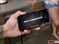 Schönheit, Blondine, Vollbusig, Handjob, Hd, Milf, Natürlich, Nippel