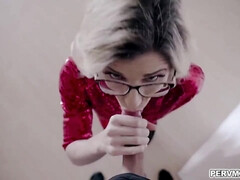 Grote lul, Blond, Pijpbeurt, Vingeren, Hd, Keuken, Rijpe lesbienne, Moeder