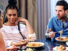 Большая жопа, Черные, Минет, Собачьи, Две девушки, Межрасовый секс, Милф, Втроем